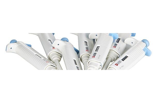 DLAB MicroPette Plus Tek Kanallı ‘Ayarlanabilir Hacimli’ Pipet 0.5-10μl