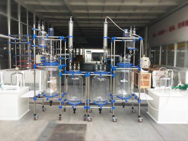 TOPTION TOPT-50L Ceketli Reaktör Seti 50 Lt, Metal Standlı, Karıştırıcılı, Cam Soğutuculu